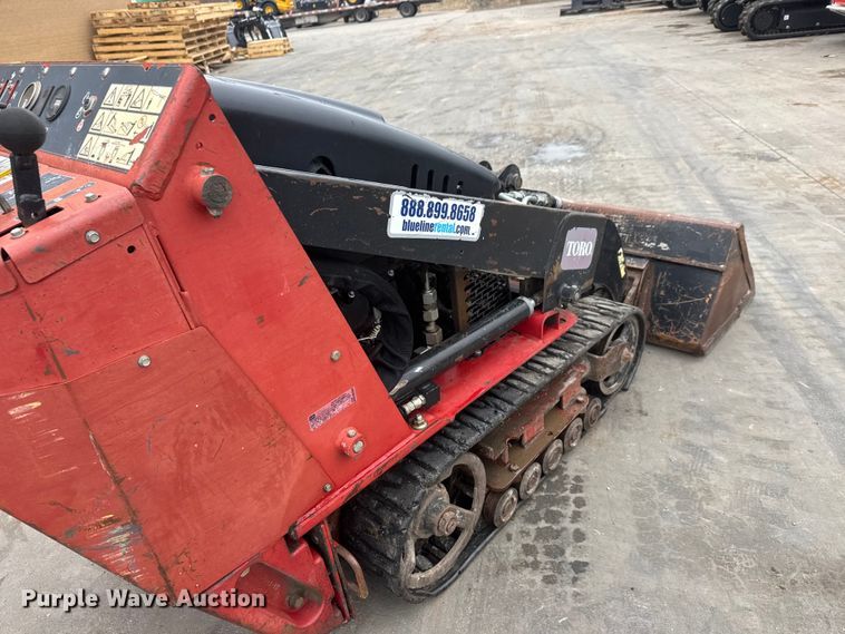 image for item ET1630 Toro TX427 compact utility loader