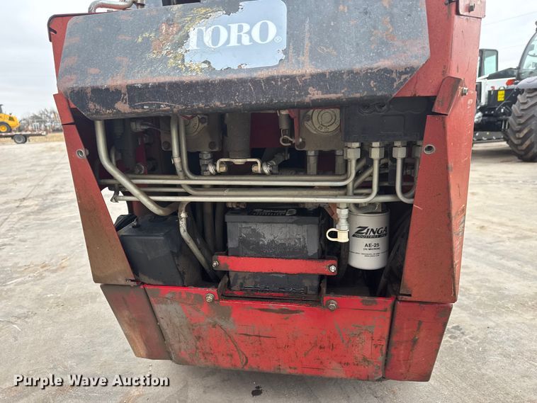 image for item ET1630 Toro TX427 compact utility loader