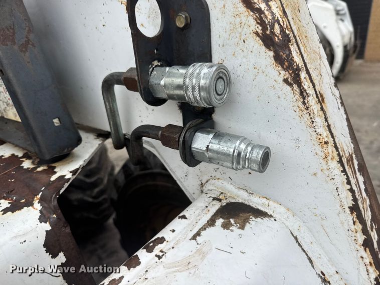 image for item ET1631 1996 Bobcat 763 skid steer loader