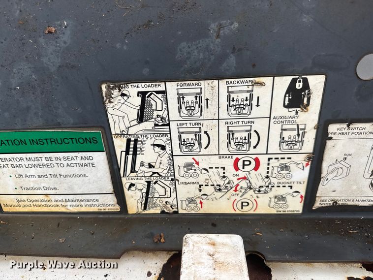 image for item ET1631 1996 Bobcat 763 skid steer loader