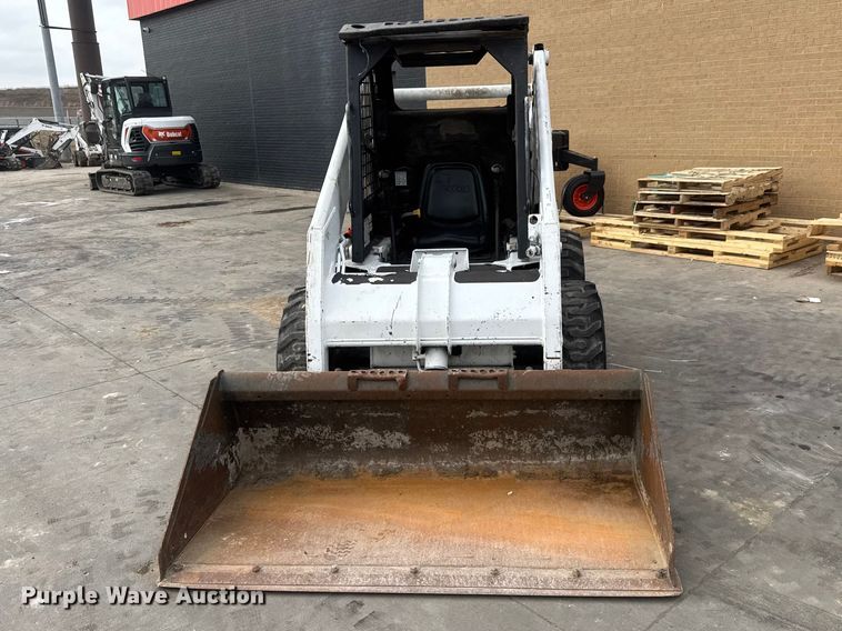 image for item ET1632 1997 Bobcat 773 skid steer loader
