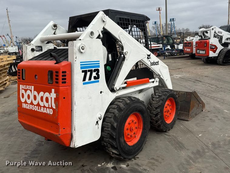 image for item ET1632 1997 Bobcat 773 skid steer loader