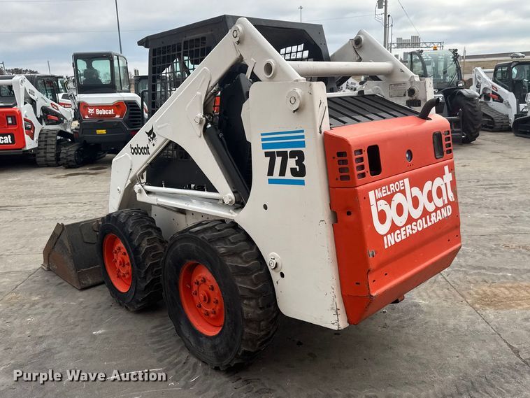 image for item ET1632 1997 Bobcat 773 skid steer loader