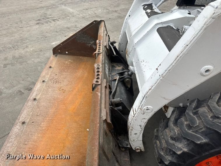 image for item ET1632 1997 Bobcat 773 skid steer loader