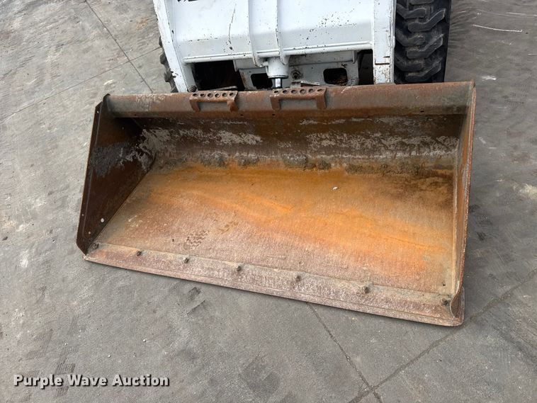 image for item ET1632 1997 Bobcat 773 skid steer loader