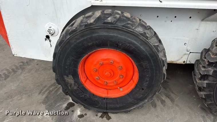 image for item ET1632 1997 Bobcat 773 skid steer loader
