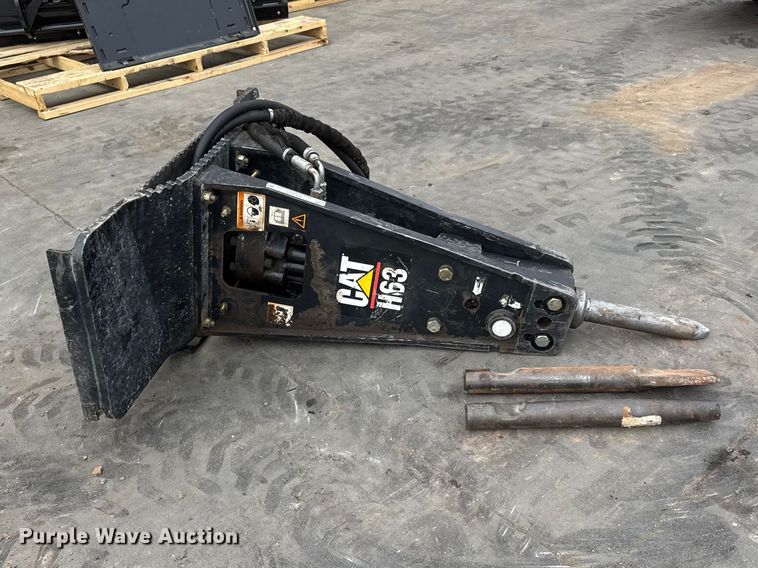 image for item ET1633 Caterpillar H63 skid steer breaker