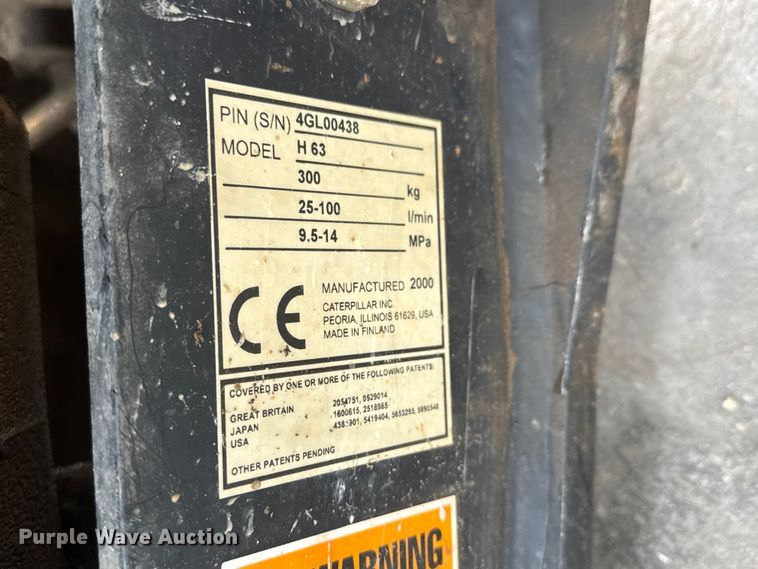 image for item ET1633 Caterpillar H63 skid steer breaker