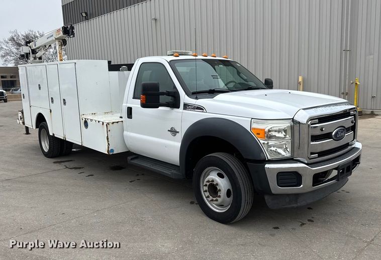 image for item ET1640 2013 Ford F550 utility / service truck