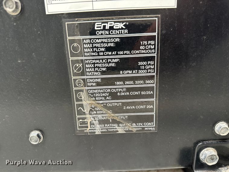 image for item ET1640 2013 Ford F550 utility / service truck