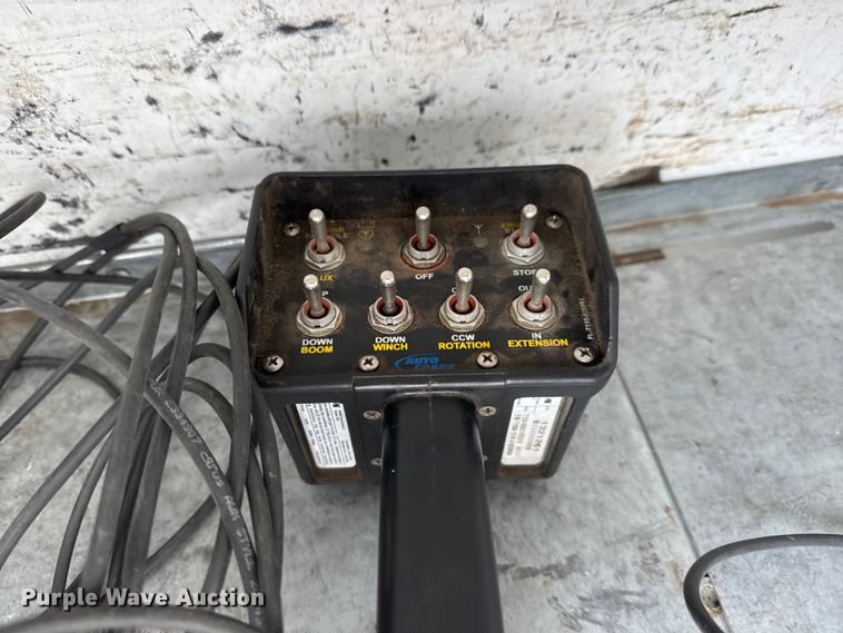 image for item ET1640 2013 Ford F550 utility / service truck