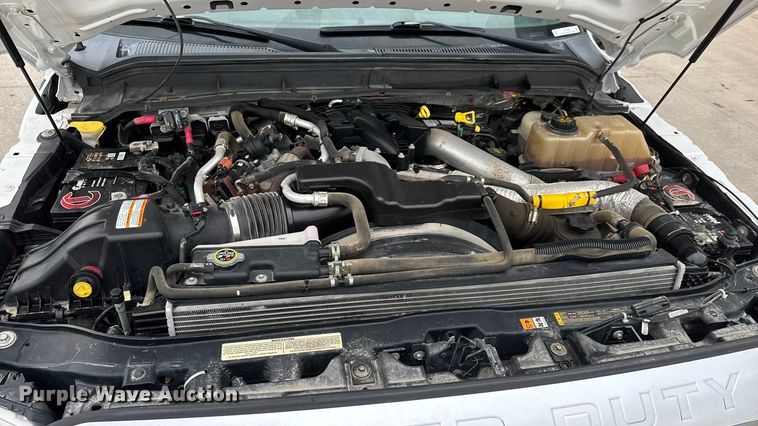 image for item ET1640 2013 Ford F550 utility / service truck