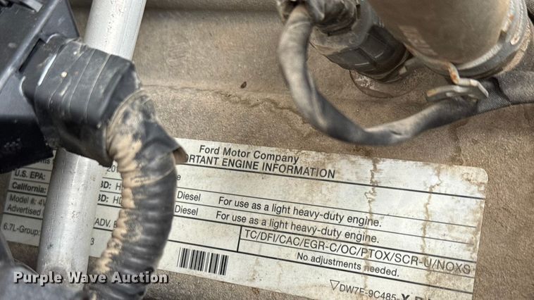 image for item ET1640 2013 Ford F550 utility / service truck