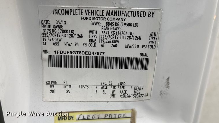 image for item ET1640 2013 Ford F550 utility / service truck