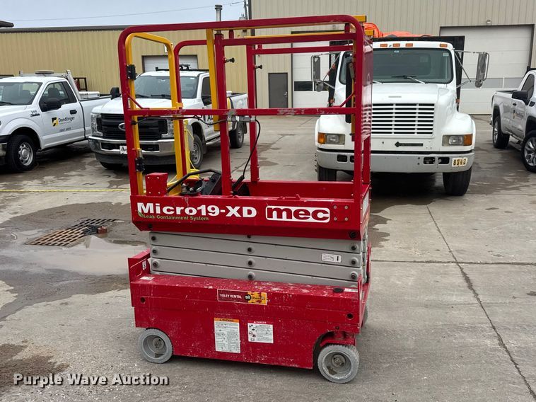 image for item ET1647 2025 MEC Micro 19–XD  scissor lift