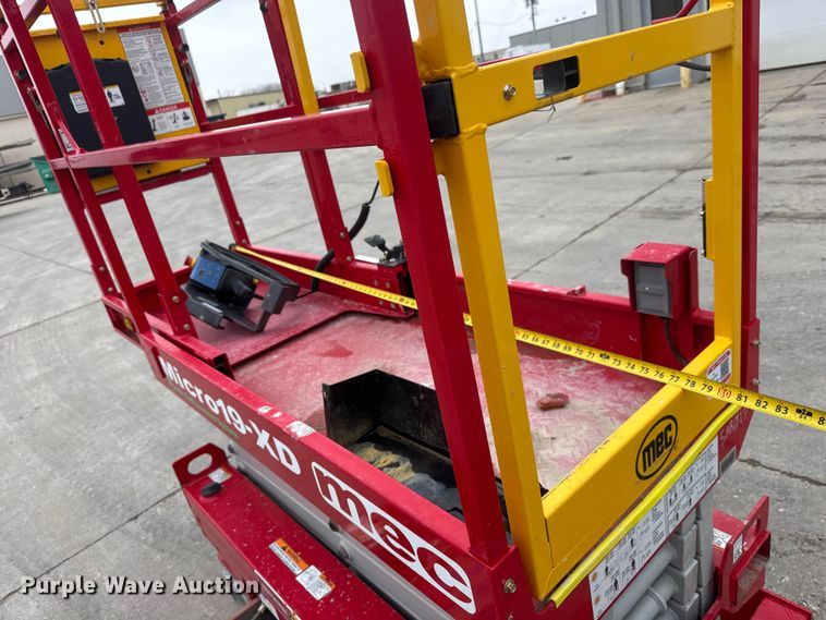 image for item ET1647 2025 MEC Micro 19–XD  scissor lift