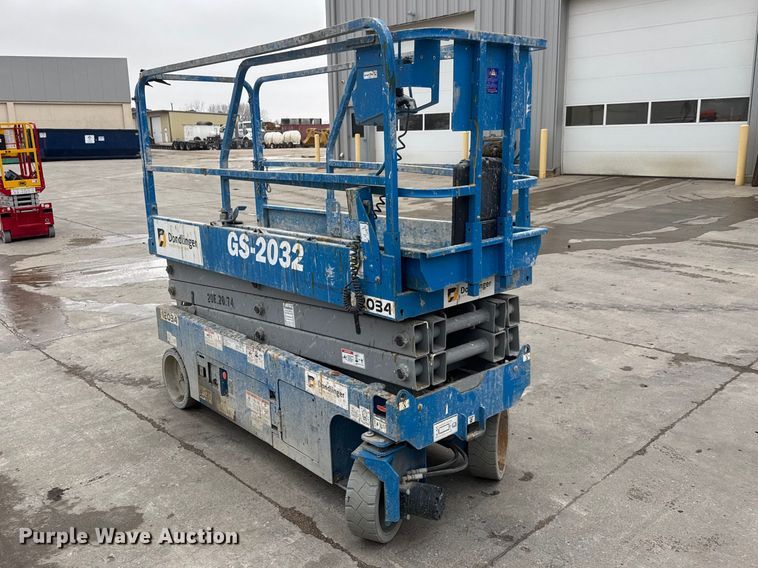 image for item ET1648 2020 Genie GS-2032 scissor lift