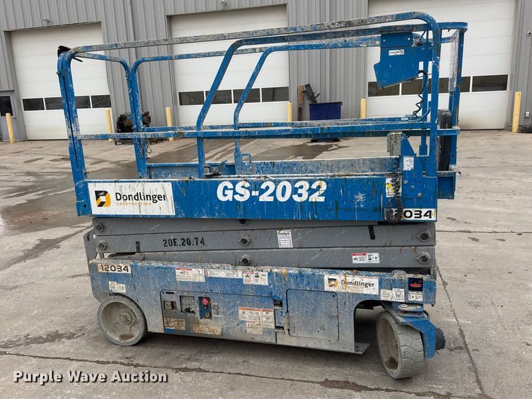 image for item ET1648 2020 Genie GS-2032 scissor lift