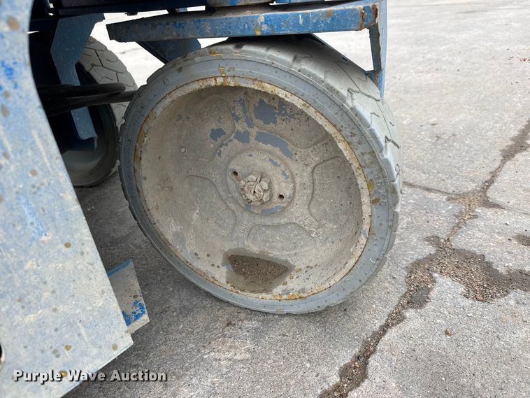 image for item ET1648 2020 Genie GS-2032 scissor lift