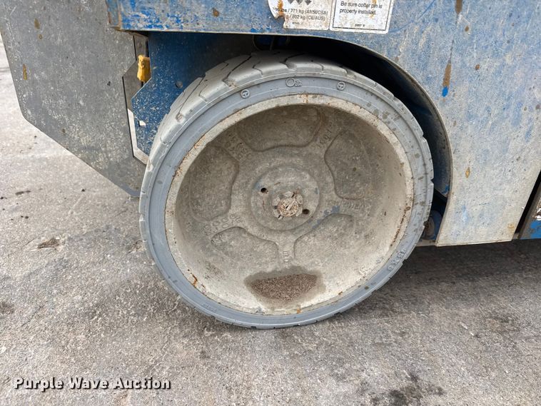 image for item ET1648 2020 Genie GS-2032 scissor lift