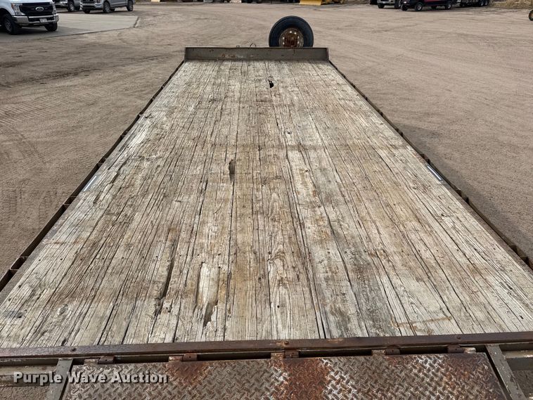 image for item ET4358 2006 Titan equipment trailer