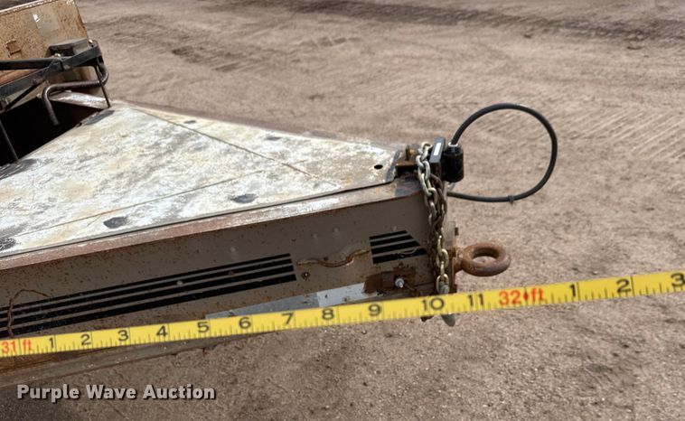 image for item ET4358 2006 Titan equipment trailer