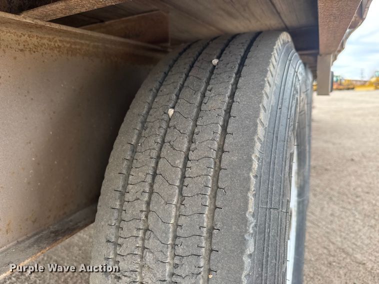 image for item ET4358 2006 Titan equipment trailer