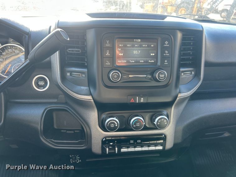 image for item ET6880 2019 RAM 5500HD dump truck