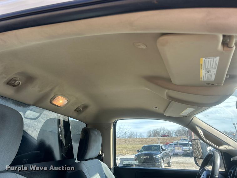 image for item ET6880 2019 RAM 5500HD dump truck