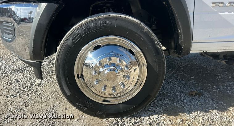 image for item ET6880 2019 RAM 5500HD dump truck