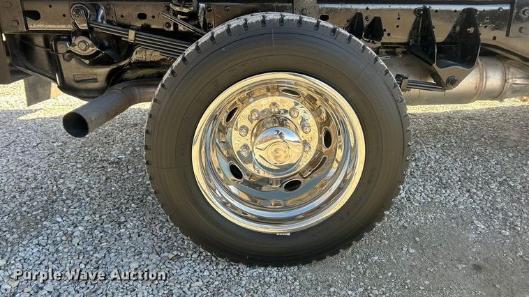 image for item ET6880 2019 RAM 5500HD dump truck