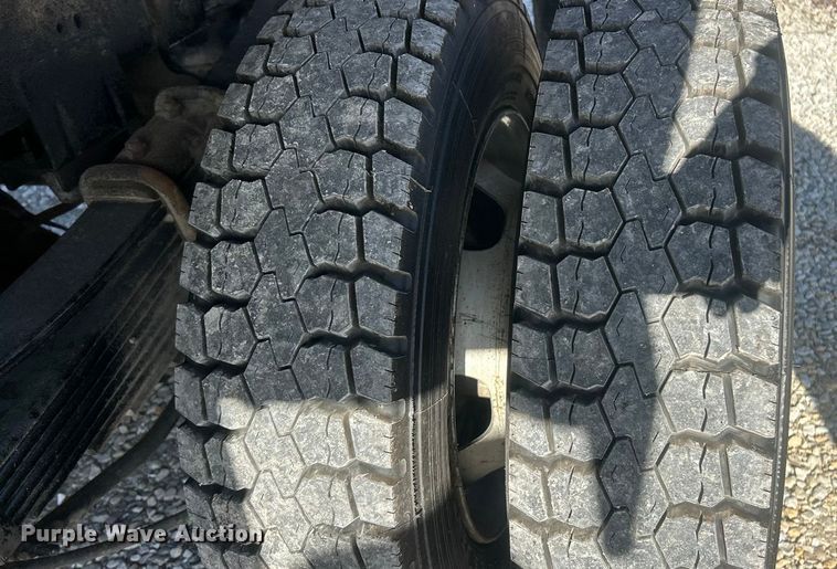 image for item ET6880 2019 RAM 5500HD dump truck