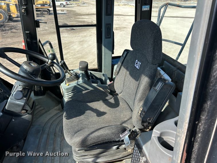 image for item ET6963 2004 Caterpillar 950G Series II wheel loader