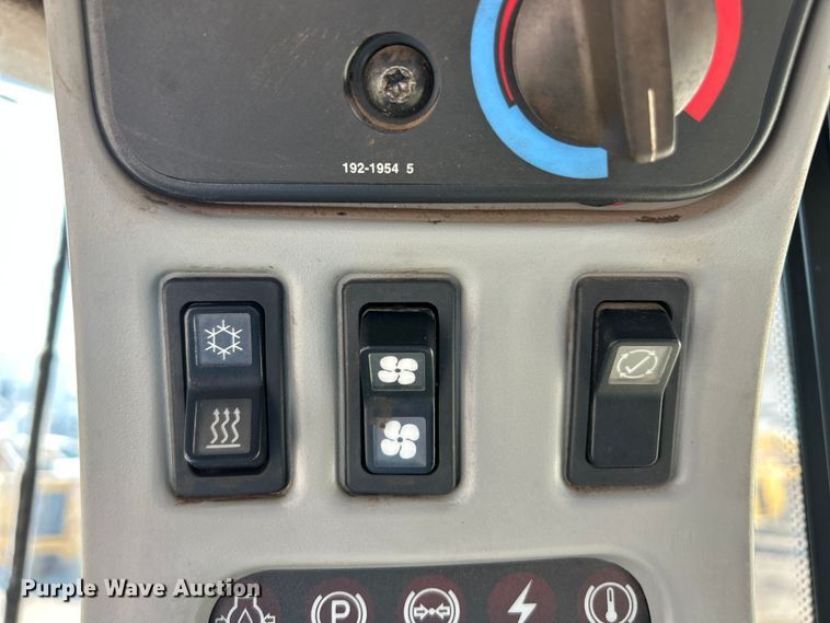 image for item ET6963 2004 Caterpillar 950G Series II wheel loader