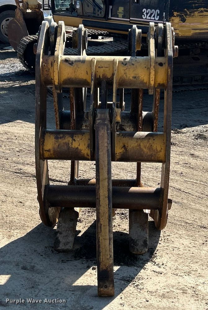 image for item ET6967 Rayco MA3200  excavator grapple