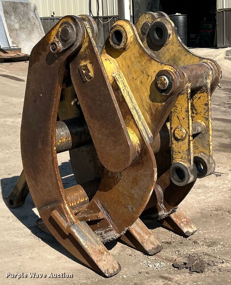 image for item ET6967 Rayco MA3200  excavator grapple