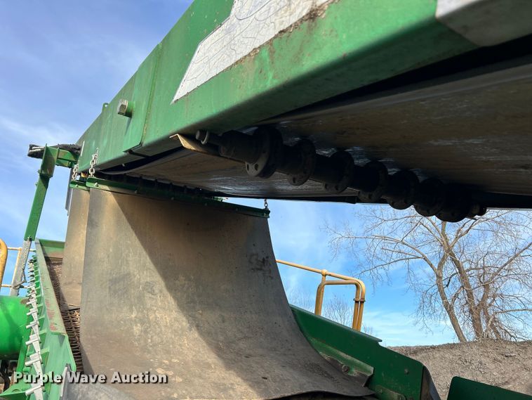 image for item ET6975 McCloskey S130 2DT screening plant