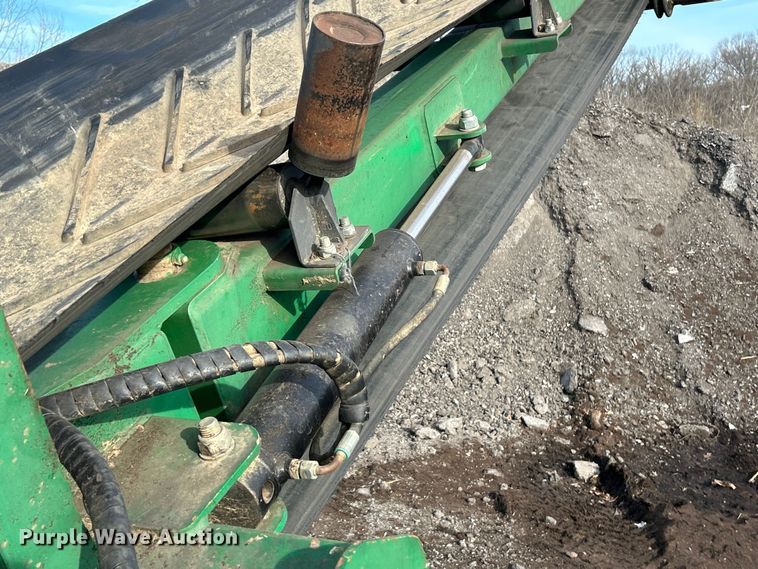 image for item ET6975 McCloskey S130 2DT screening plant