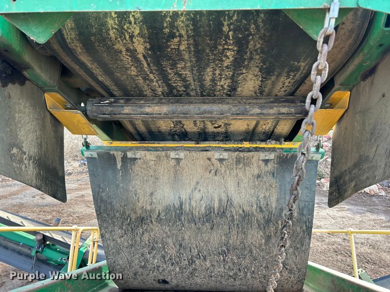 image for item ET6975 McCloskey S130 2DT screening plant