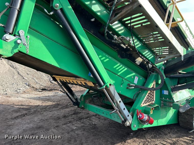 image for item ET6975 McCloskey S130 2DT screening plant