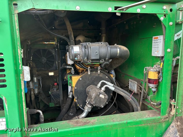 image for item ET6975 McCloskey S130 2DT screening plant