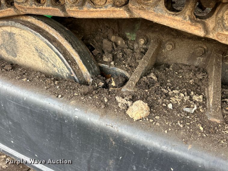 image for item ET6975 McCloskey S130 2DT screening plant