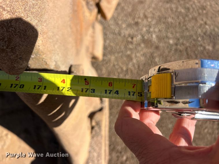 image for item ET6976 2001 Caterpillar 990 wheel loader