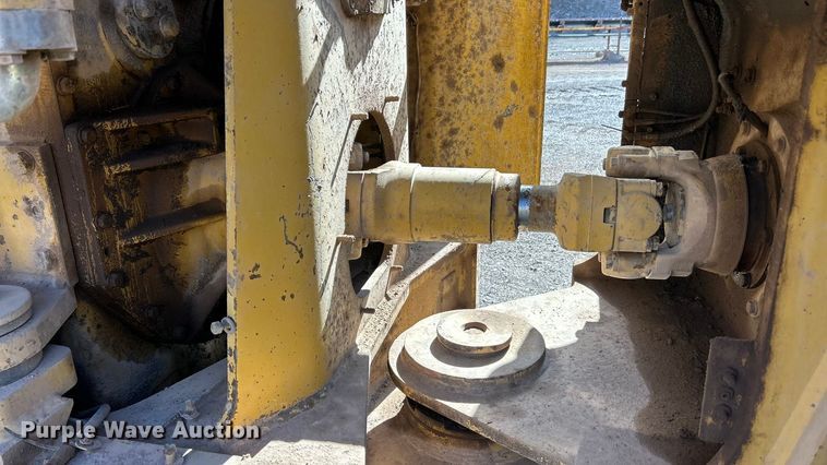 image for item ET6976 2001 Caterpillar 990 wheel loader