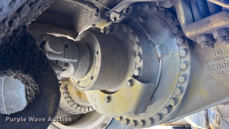 image for item ET6976 2001 Caterpillar 990 wheel loader