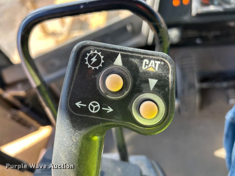 image for item ET6976 2001 Caterpillar 990 wheel loader