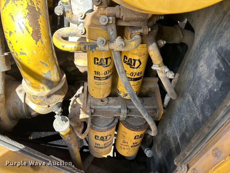 image for item ET6976 2001 Caterpillar 990 wheel loader