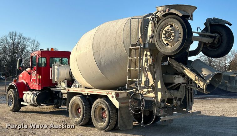 image for item ET6997 2015 Kenworth W900 ready mix truck