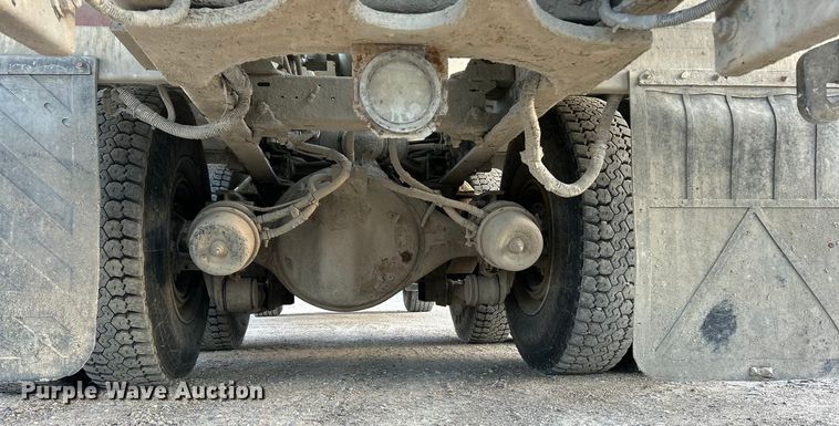 image for item ET6997 2015 Kenworth W900 ready mix truck