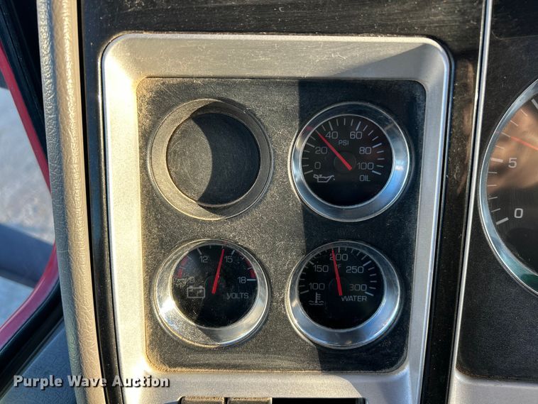 image for item ET6997 2015 Kenworth W900 ready mix truck